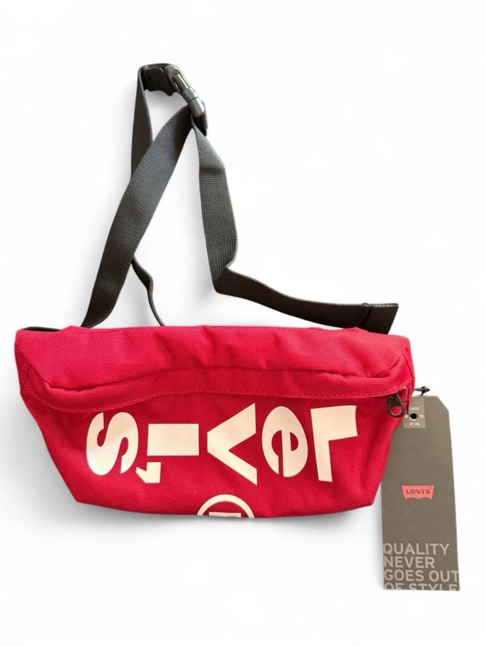 LEVI’S Sling Bag in Brilliant Red. NWT from 2019. (1533) approx 11”x5.5”